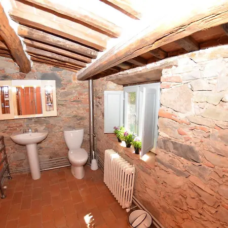 ヴィラ Pieve Di Compito Sleeps 13 Pool Wifi *