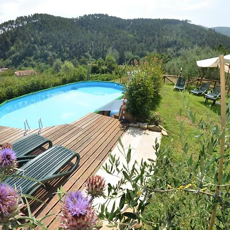 Pieve Di Compito Sleeps 13 Pool Wifi ヴィラ SantʼAndrea di Compito